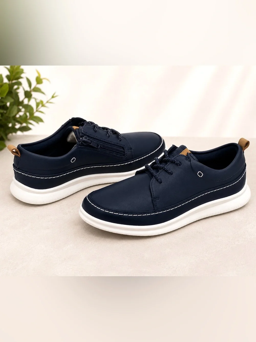 NIB Clarks Cloud Blaze Boys Navy Blue Leather Sneakers Shoes Size 2